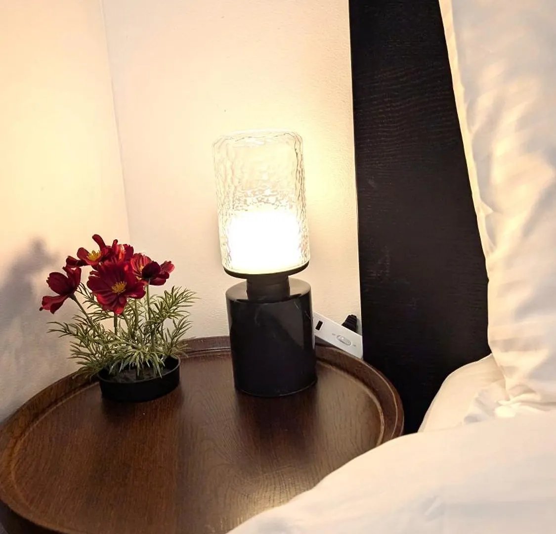 בית אירוח טורונטו Cozy Room With Private Kitchen, Private Bathroom קנדה