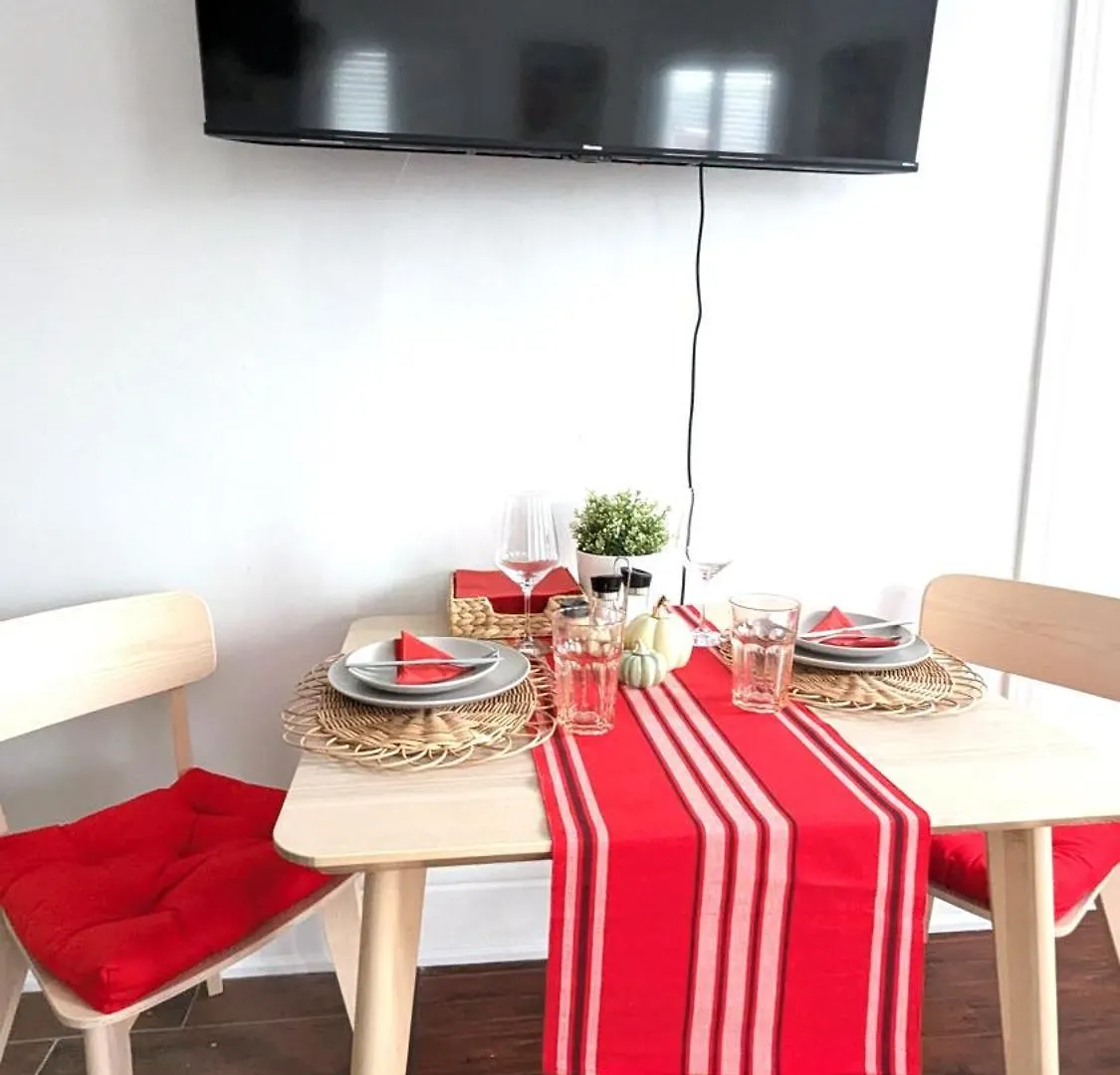Cozy Room With Private Kitchen, Private Bathroom Toronto 0*,  Canada