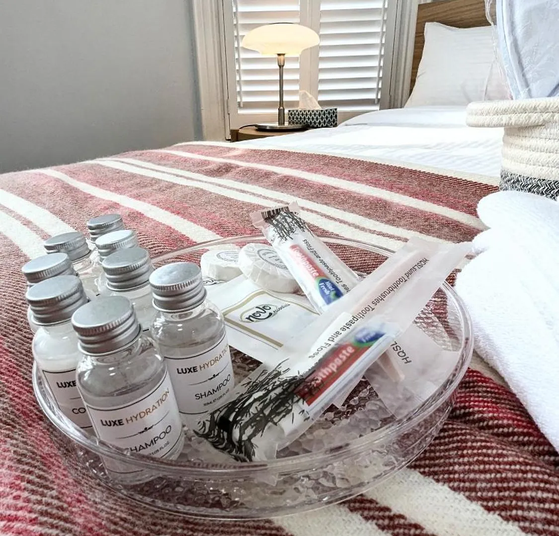 Cozy Room With Private Kitchen, Private Bathroom Toronto Homestay