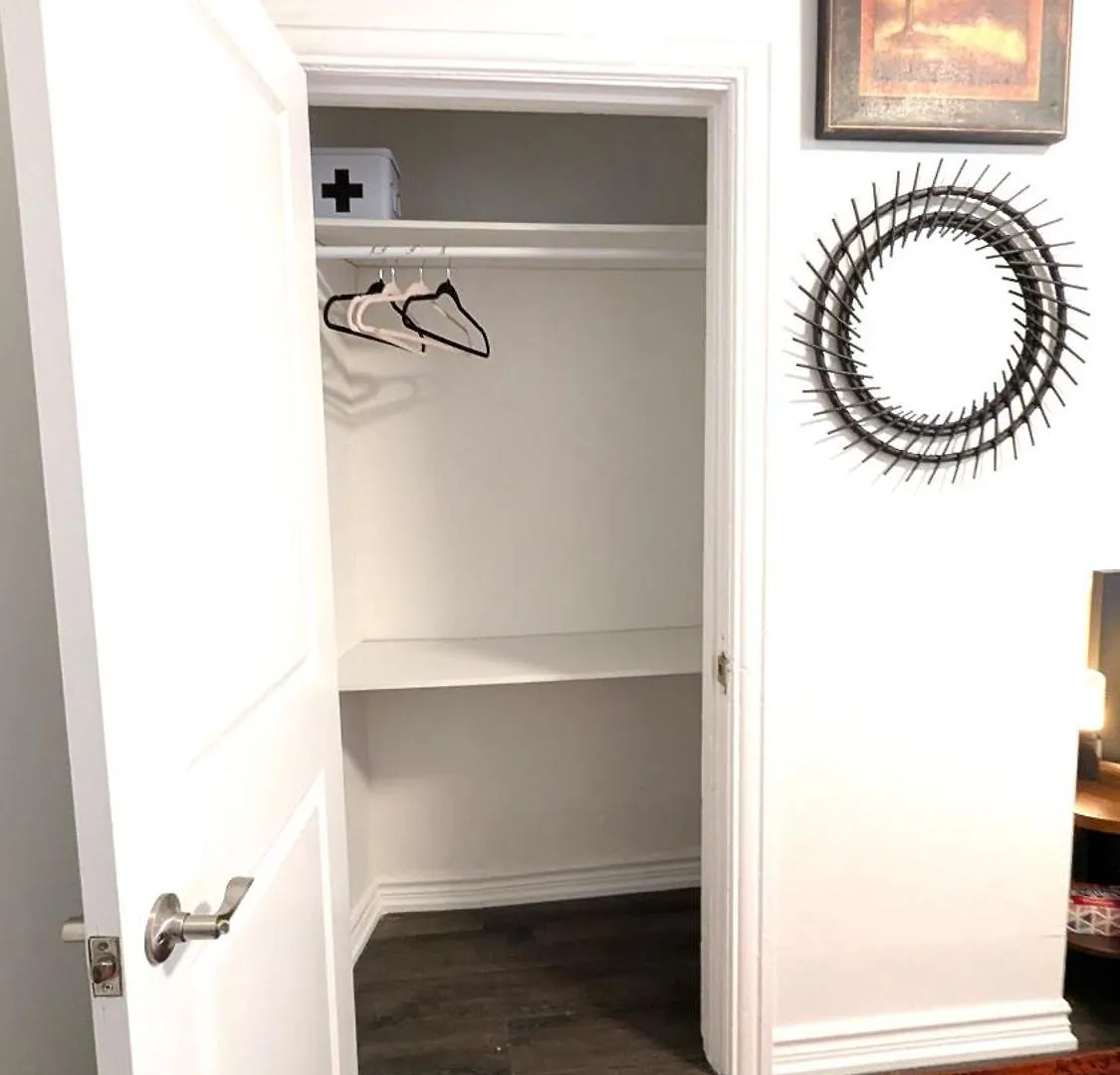 Cozy Room With Private Kitchen, Private Bathroom Toronto 0*,