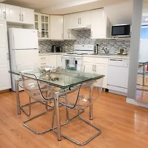 Free Parking - Great 1br Near Henri Bourassa Metro , Montreal Canada